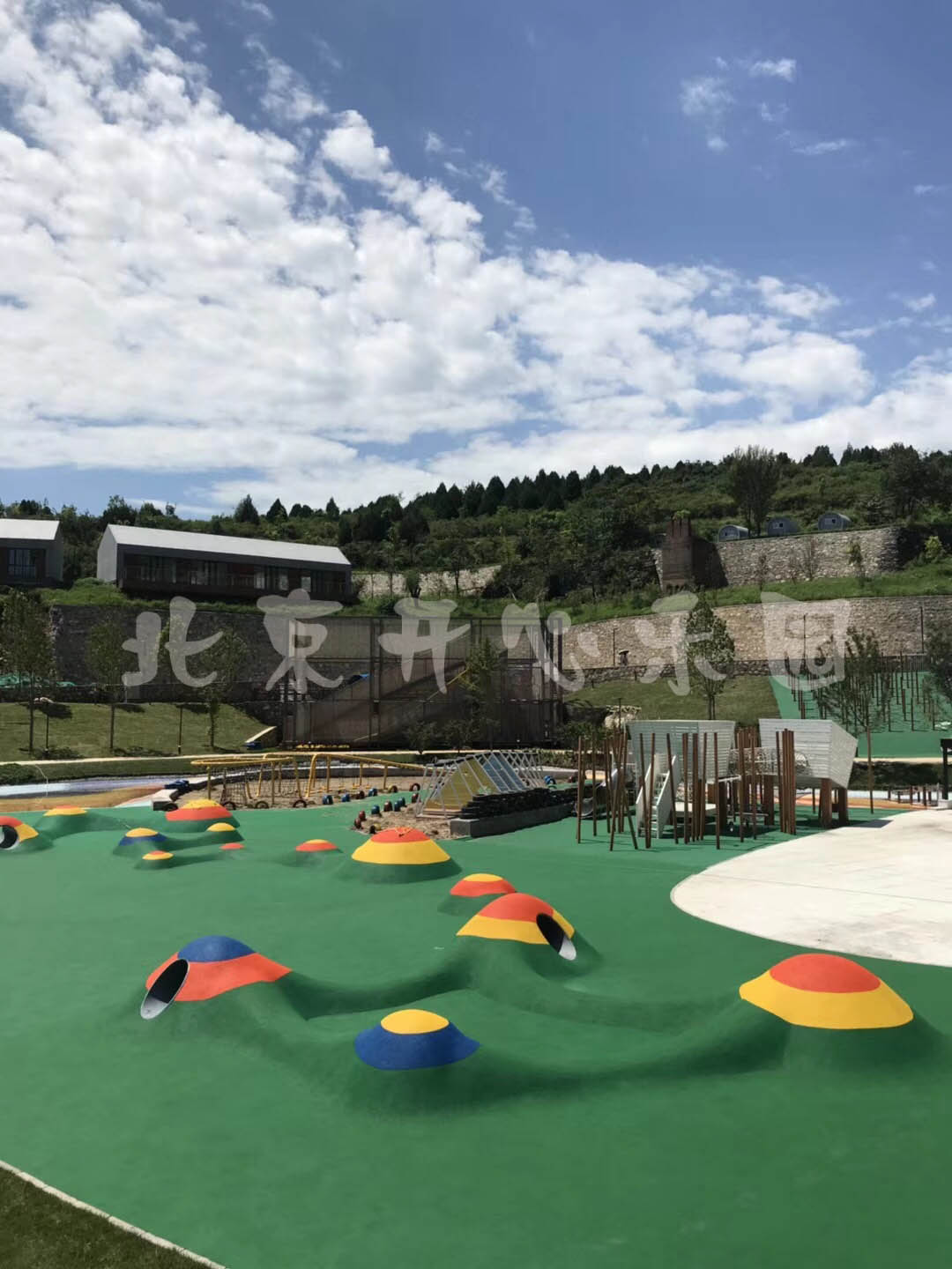 土坡场地9